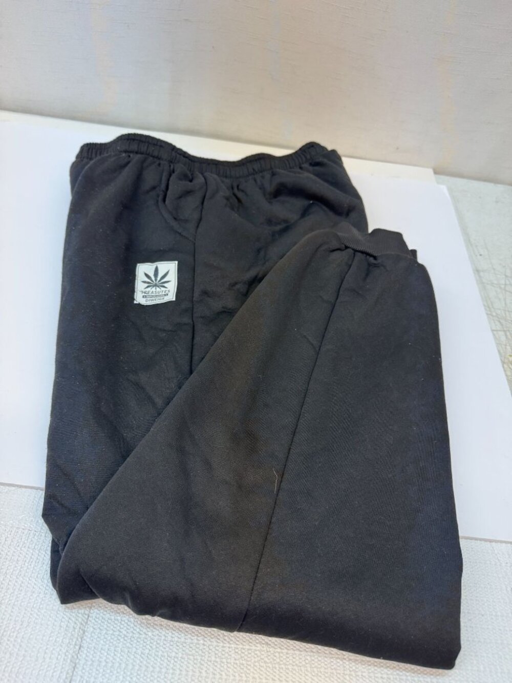 Sweatpants- Fleece lined XL--Black